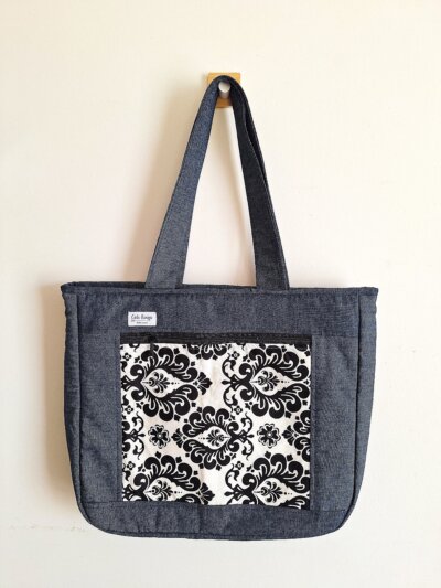 Tote Bags – Black and White
