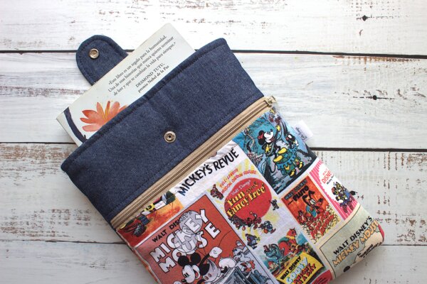 Funda Libro - Mickey vintage
