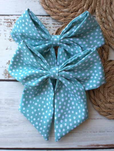 Lazos – Menta lunares blanco