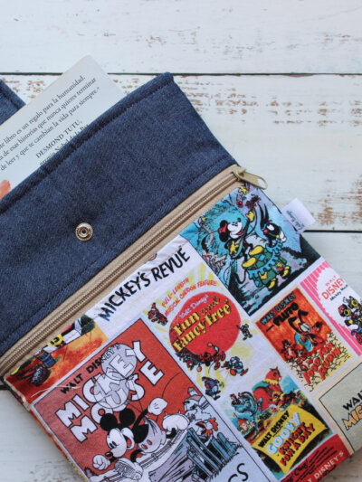 Funda Libro – Mickey vintage