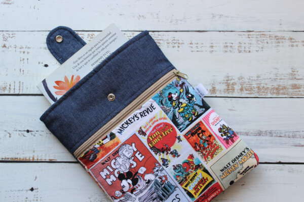 Funda Libro - Mickey vintage